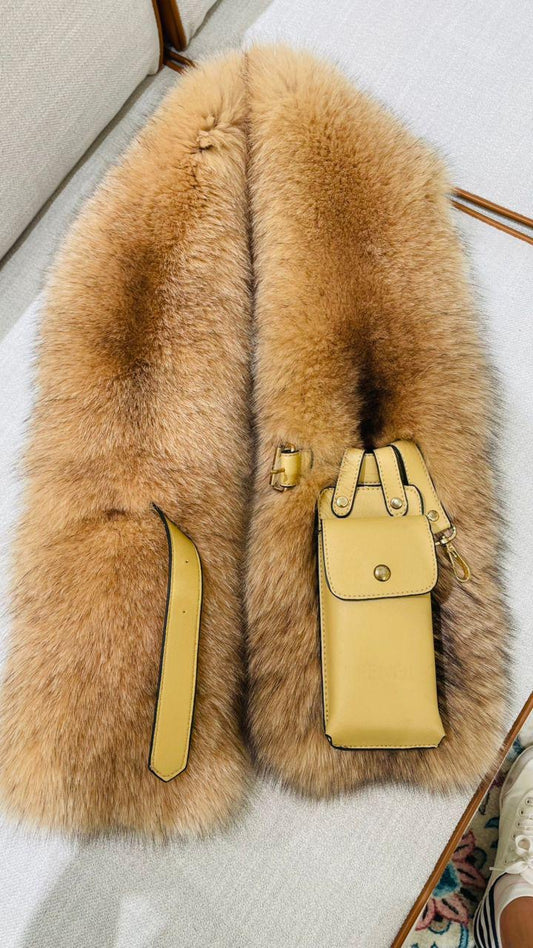 The Sweetheart fur scarf